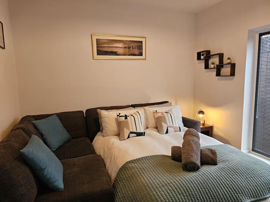 Villa Our House @ Little France Edimburgo Esterno foto